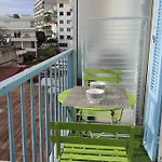 Residence Des Iles : Apt 2 Prs Ultra Centre Juan