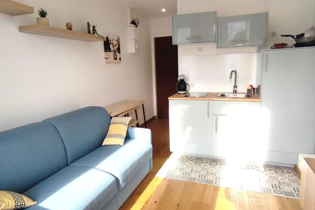 Des Iles : Apt 2 Prs Ultra Centre Juan